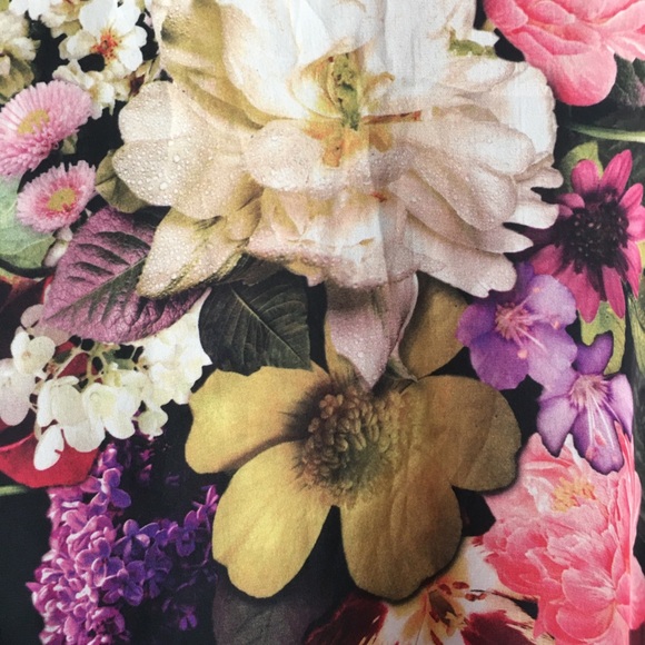 Floral printed Top - Picture 3 of 5